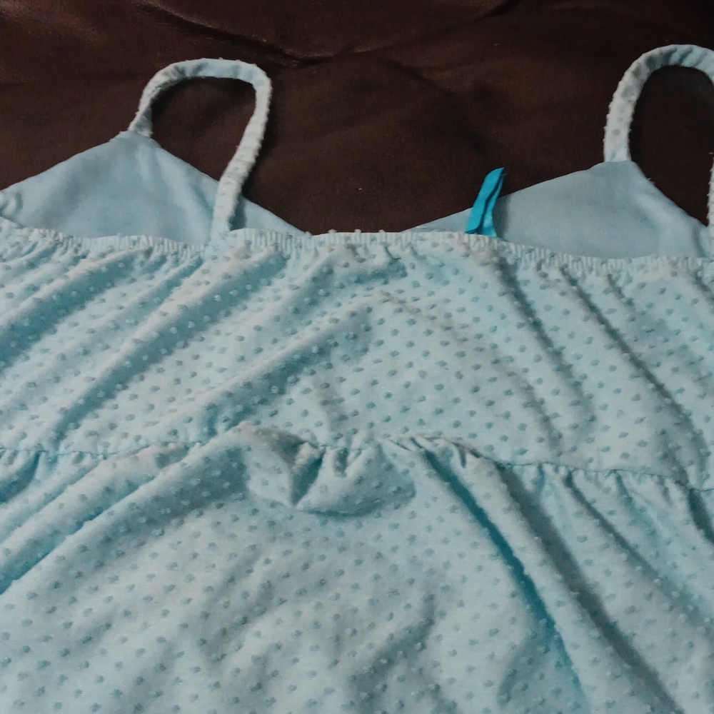 Top - Picture 2 of 2